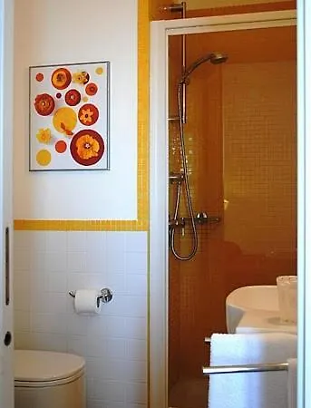 Sleeps 6 Pool Air Con Wifi *