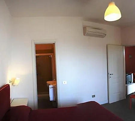 Appartamento Sleeps 6 Pool Air Con Wifi
